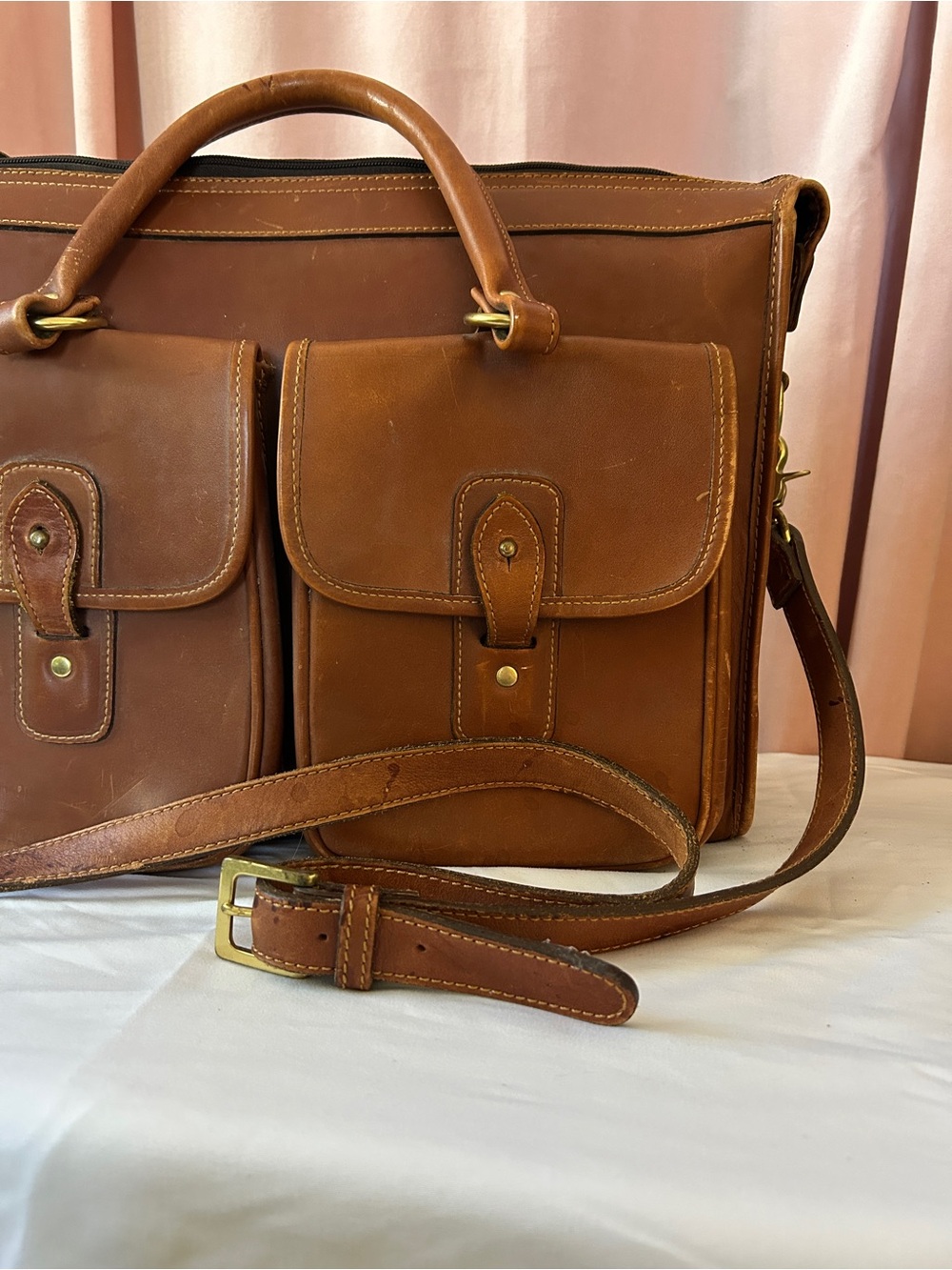 Vintage Leather Briefcase - Picture 2 of 6